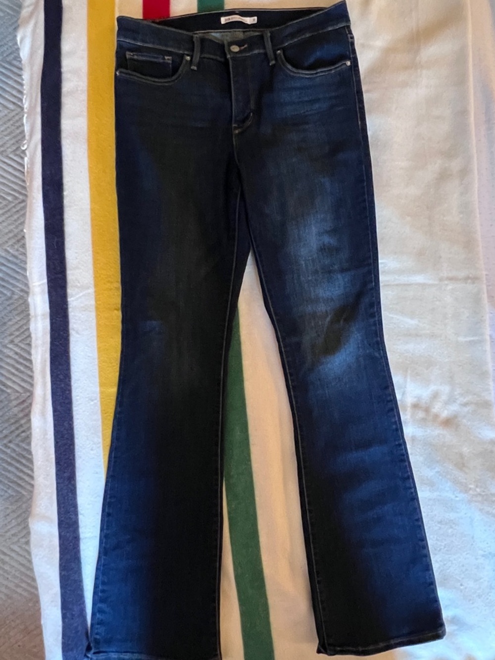 Levi's 315 Bootcut Dark Wash 31